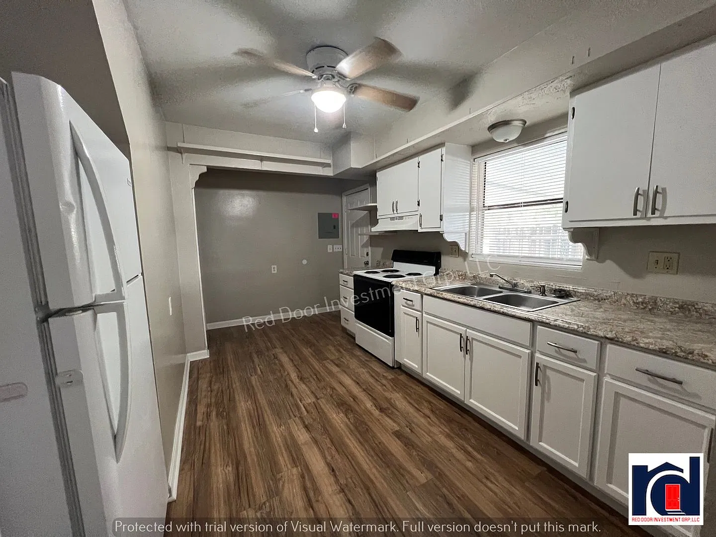 3 Bedroom/1 Bathroom — Photo 1