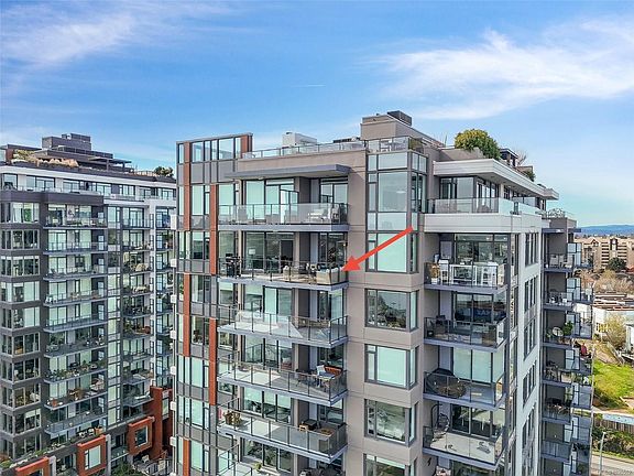 3rd image of 369 Tyee Rd #1102