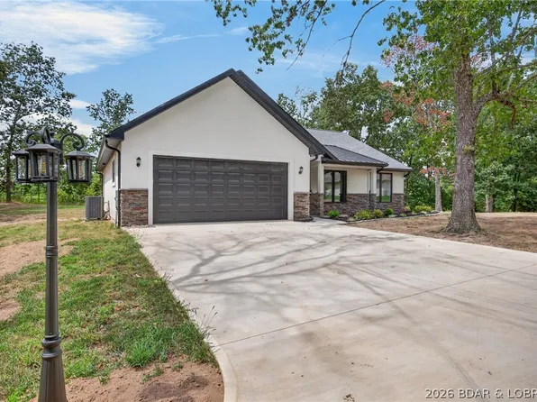 89 Westminster Pl, Sunrise Beach, MO 65079