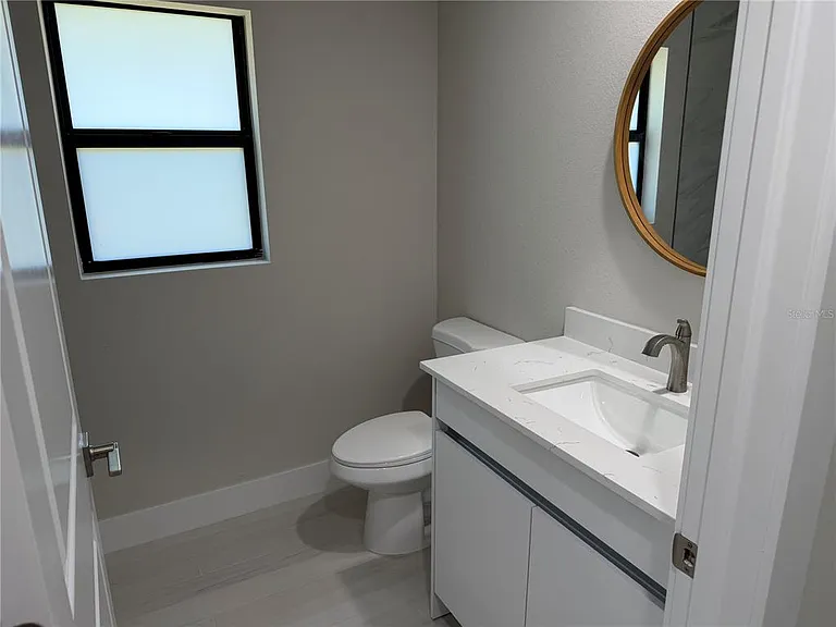 23367 Mayville Ave — Photo 29
