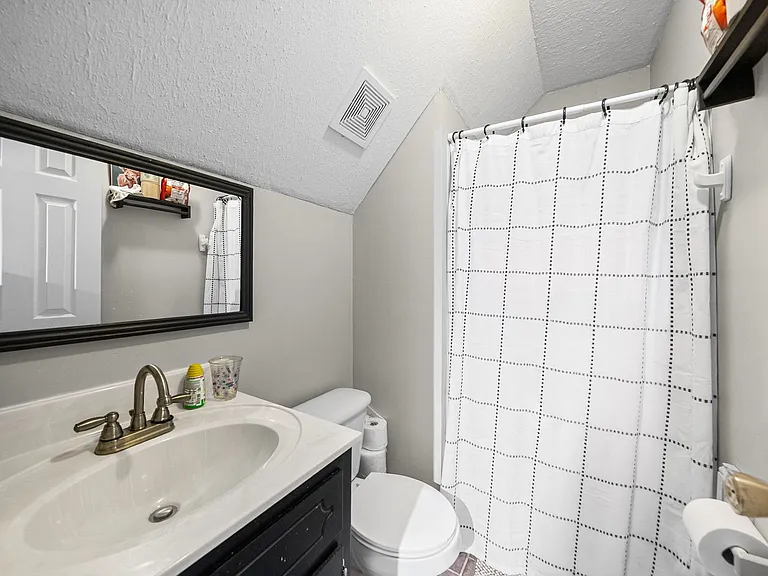 919 Van Buren Ave — Photo 25