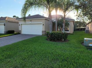 10063 SW Stonegate Dr, Port Saint Lucie, FL 34987