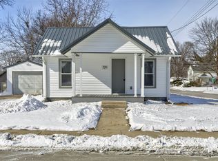 729 E 8th St N, Newton, IA 50208