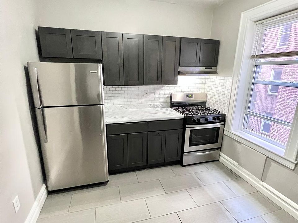 1st image of 285 Lincoln Ave APT 24