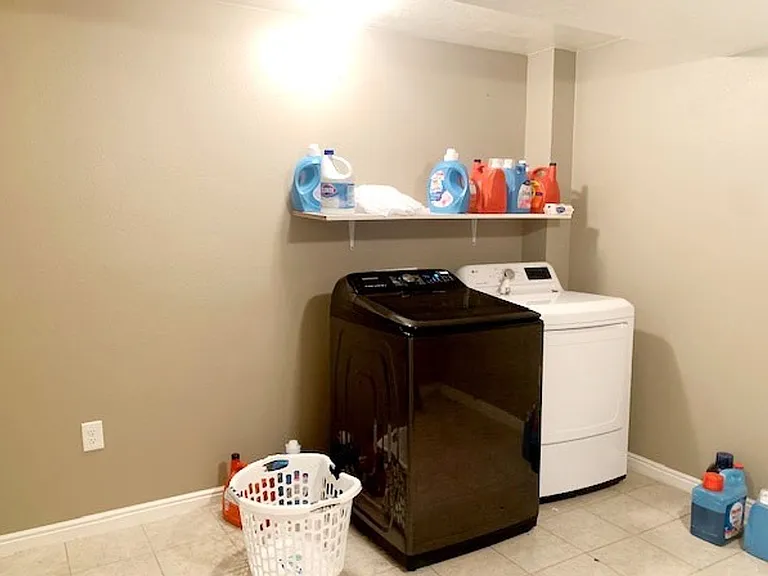 1010 N 3575 W — Photo 13
