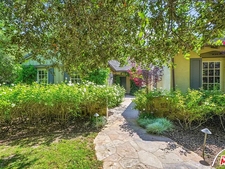 29734 Mulholland Hwy — Photo 3