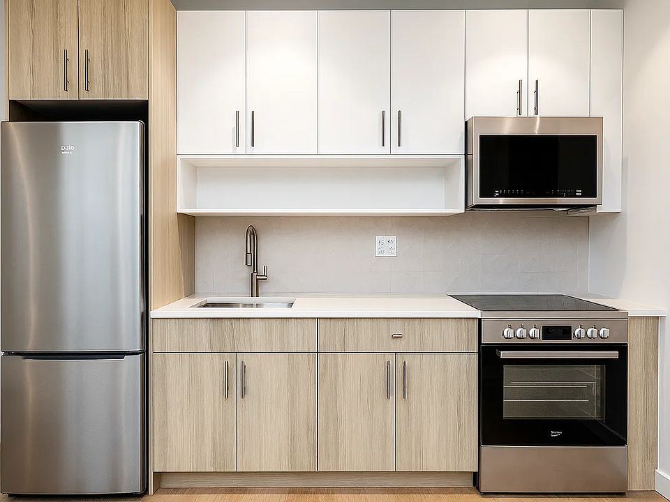 1st image of 333 Linden Blvd #6L