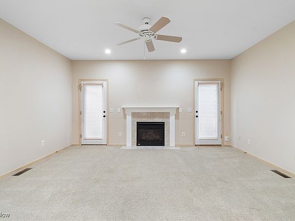 5th image of 480 Lazzaro Blvd