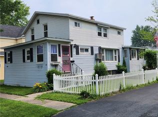 508 N Center St, East Syracuse, NY 13057