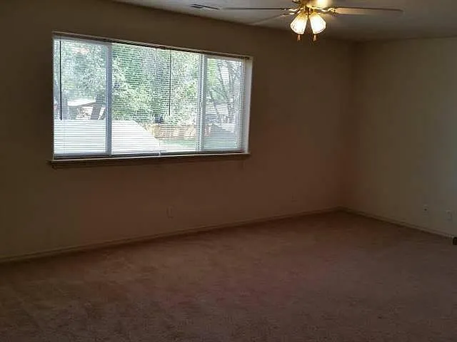 1164 S 5 W — Photo 11