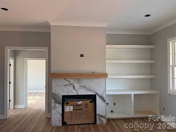 4th image of 156 Greenhill Rd #3