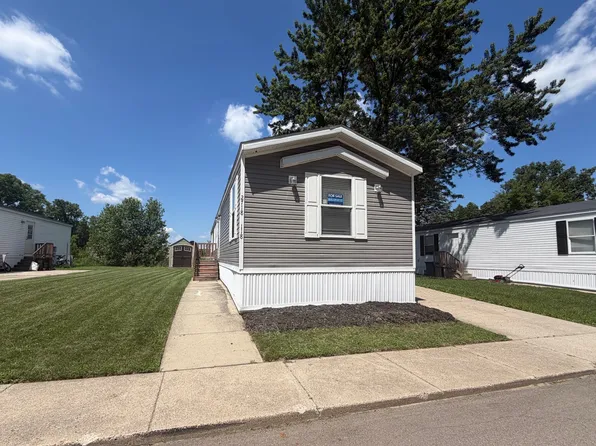 2718 Court St #118, Brighton, MI 48114