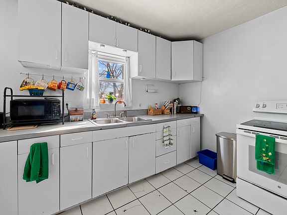 3rd image of 1 Union Place