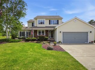 3056 Moore Rd, Ransomville, NY 14131