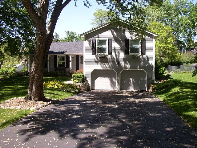 1st image of 27W252 Oakwood St