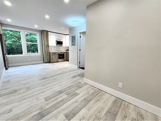 Rented by Brooklyn Property Group LLC | media 6