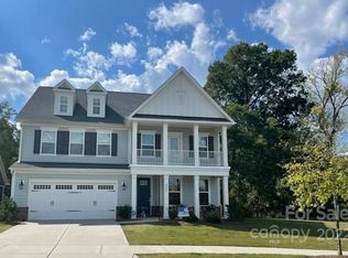 8006 Cornhill Ave, Charlotte, NC 28277