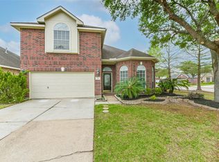 1002 Bristol Way, Pearland, TX 77584