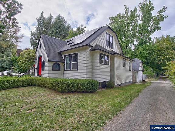 4th image of 1335 19th St NE