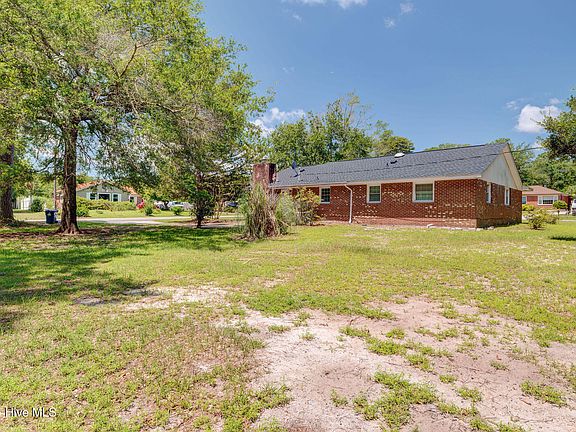 3rd image of 213 El Ogden Dr