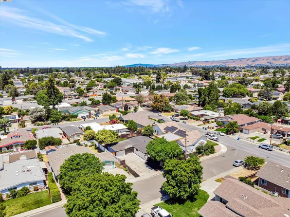 4715 Dogwood Ave, Fremont, CA 94536