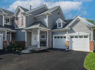 1749 Pontarelli Ct, Aurora, IL 60504