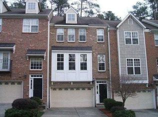 126 Vintage Dr, Chapel Hill, NC 27516