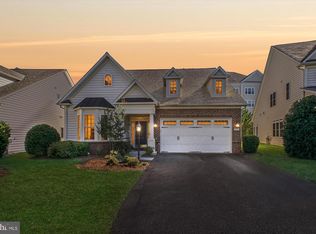 20763 Crescent Pointe Pl, Ashburn, VA 20147