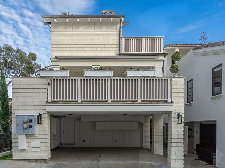 3731 4th Ave — Photo 43