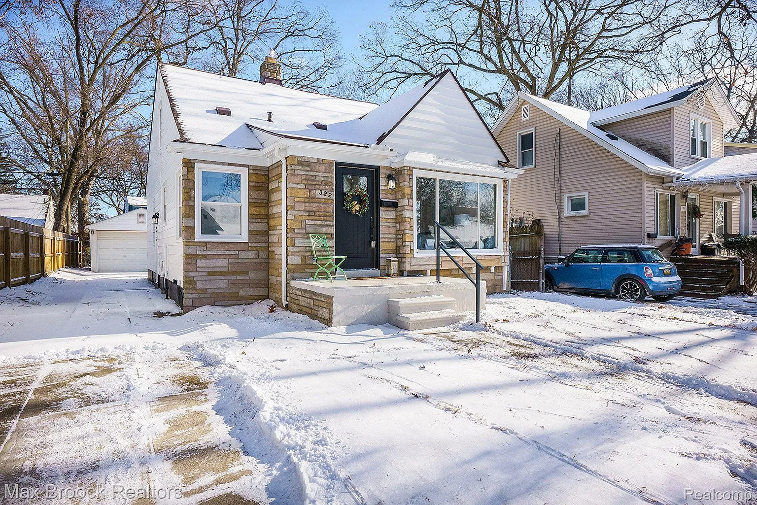 322 Farmdale St photo 1
