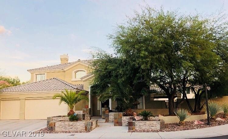 1st image of 102 Chateau Whistler Ct