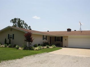 101 Knotty Pine Ln, Mountain Home, AR 72653