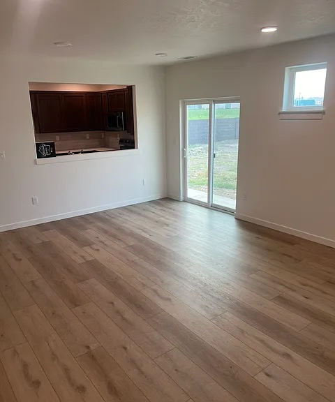 521 N Dauntless St — Photo 13