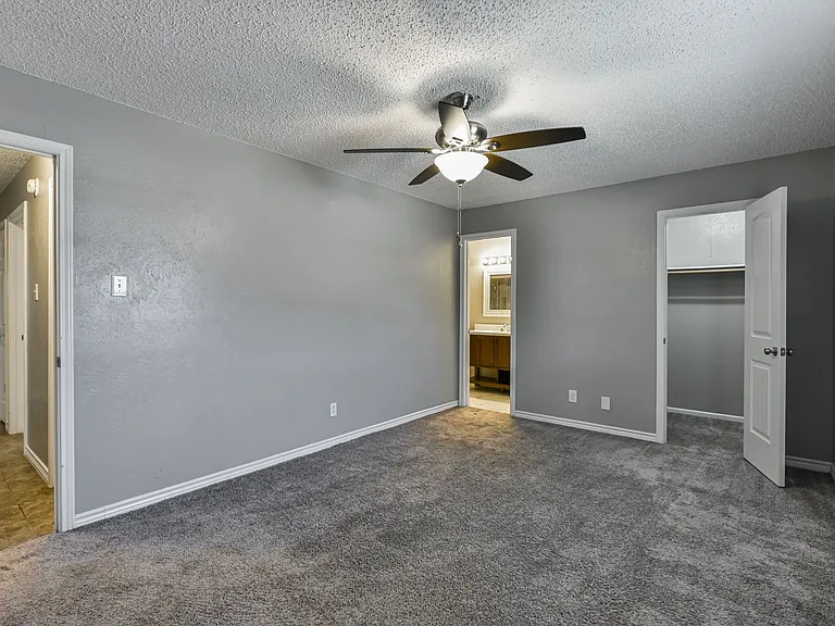 1307 Linda Spur — Photo 17