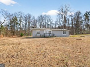 818 Dean Mountain Rd, Cleveland, GA 30528
