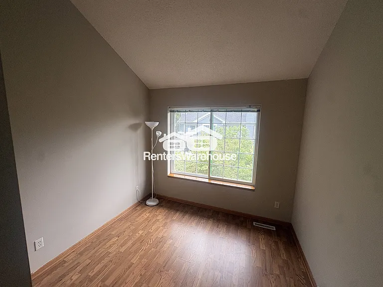 15615 24th Ave N #C — Photo 12