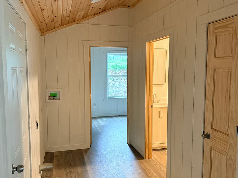 186 Cottonwood Ln — Photo 4