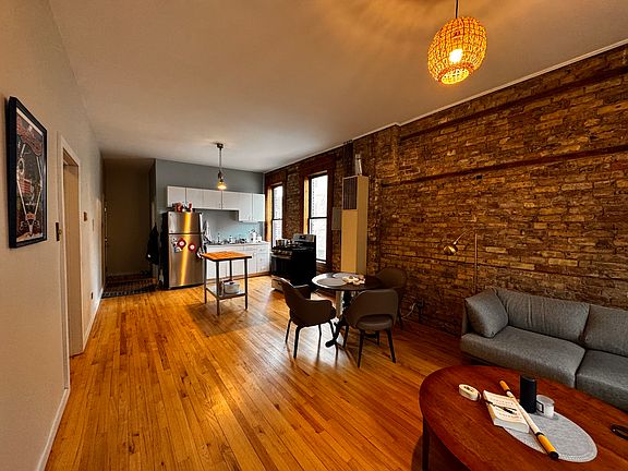 5th image of 1706 W Ohio St #2F