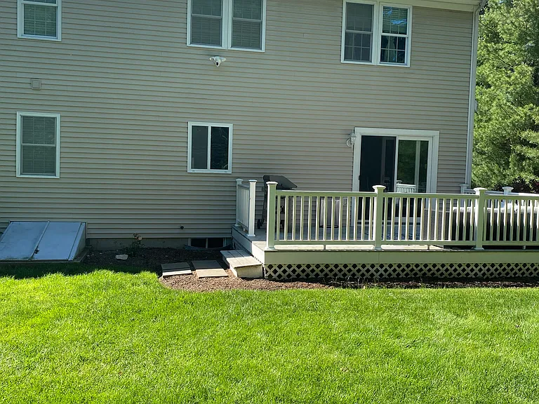 32 Luscombe Ln — Photo 4