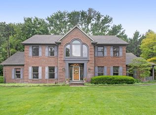 15800 Preswick Ln, Granger, IN 46530