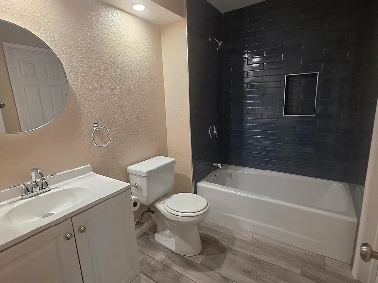 1365 Crafton Ave #1082 — Photo 9