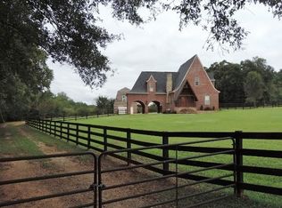 100 Bradberry Rd, Townville, SC 29689