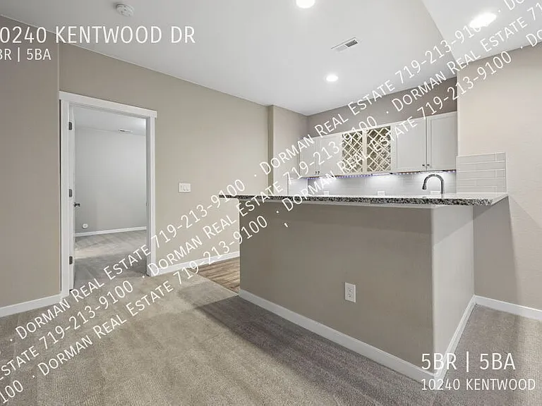 10240 Kentwood Dr — Photo 67