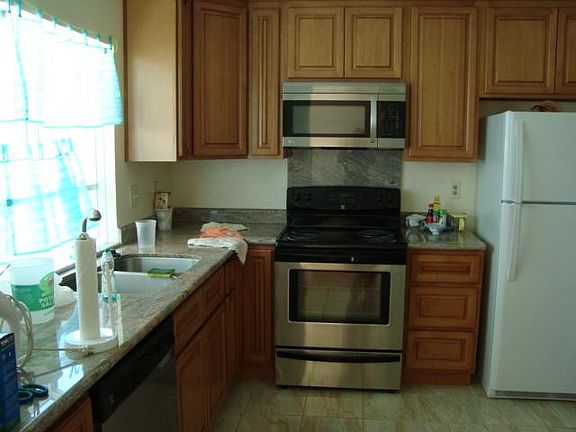 3rd image of 7104 Arbeau Dr