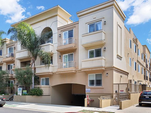 3rd image of 11346 Iowa Ave #Penthouse 8