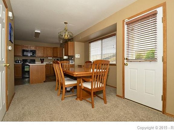 Dining room walkout to patio