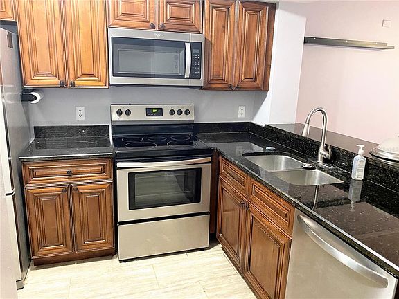 2nd image of 8414 Laurelon Pl Unit 8414