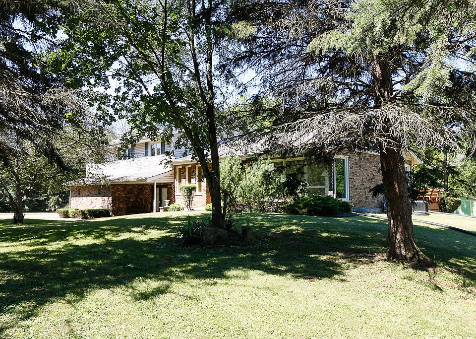 1st image of 13530 S Longview Dr