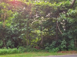 Ronkonkoma Ave, Ronkonkoma, NY 11779