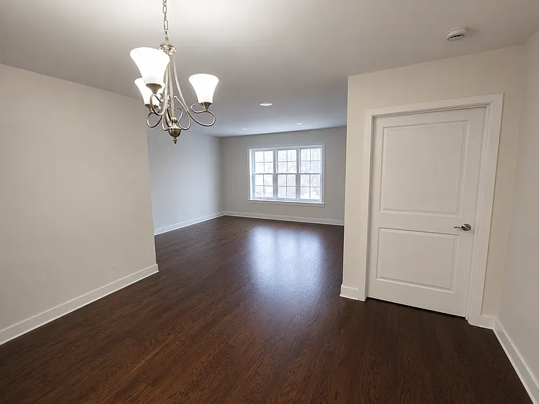 65 Central St #2 — Photo 4